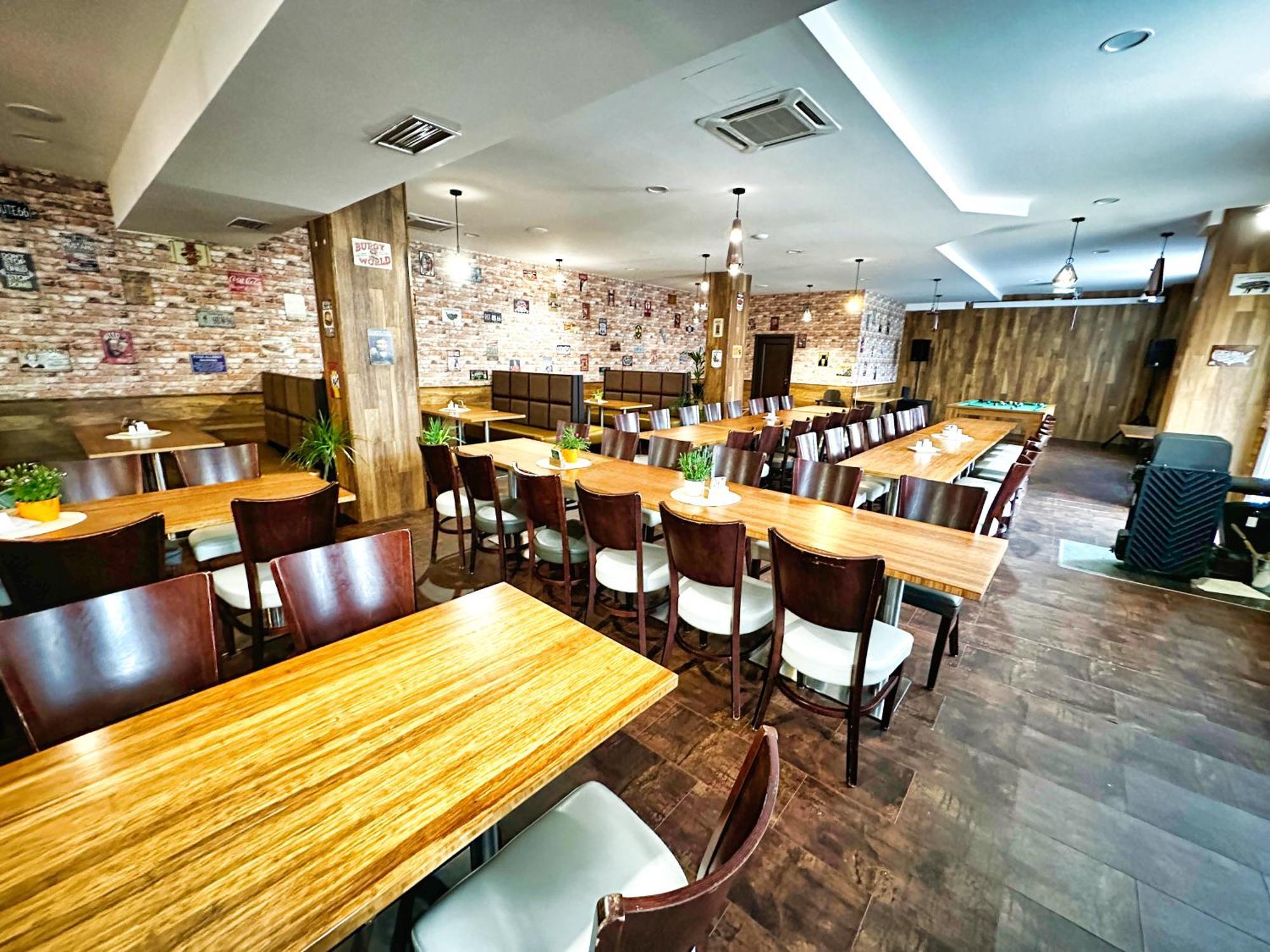 Aparthotel Olympland Trutnov Ngoại thất bức ảnh